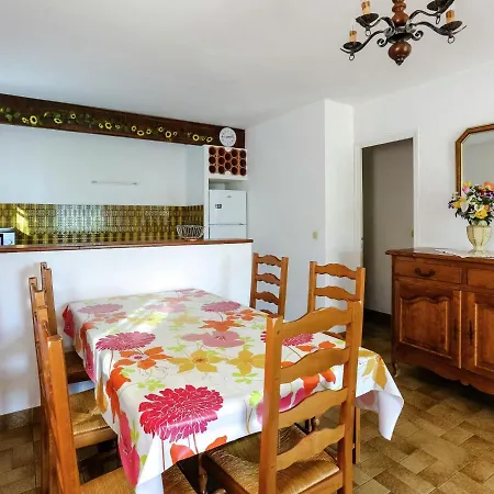 Snug In Les Mimosas With Pool Holiday home