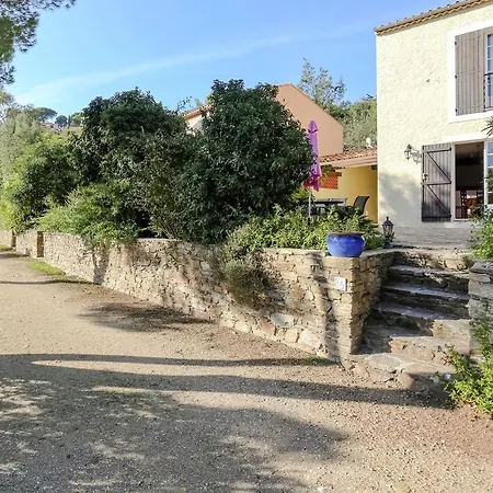 Snug In Les Mimosas With Pool Holiday home *